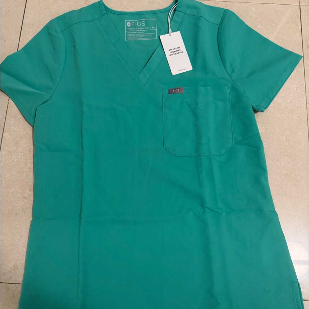 FIGS Catarina Scrub Top (Surgical Green)